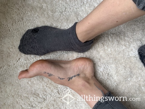 Gray Z By Zella STINKY, SWEATY Workout Socks