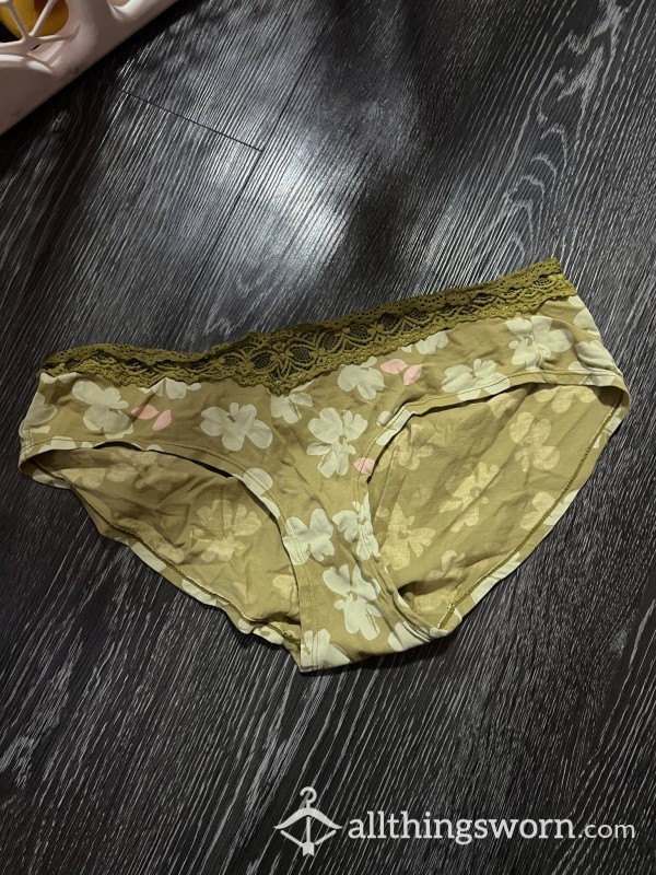 Green Full Bu*t Worn Panties