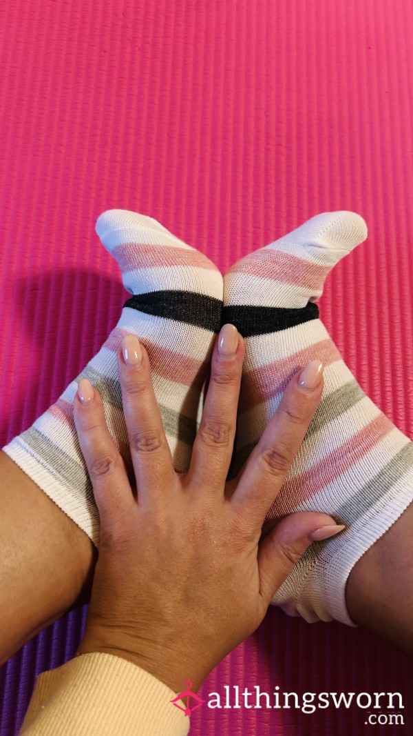 Grey, White, Pink Striped Invisible Socks