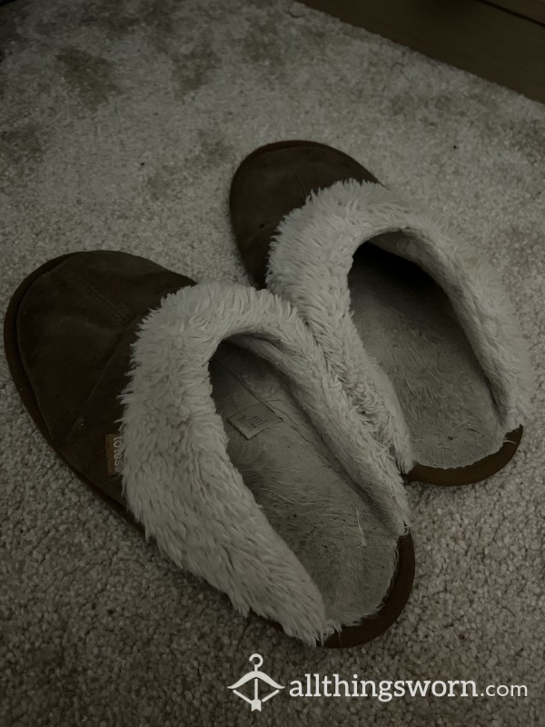 Grubby Sweaty Slippers