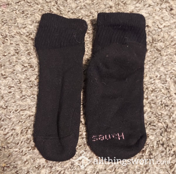 Hanes Black Socks ✨️Free Shipping✨️