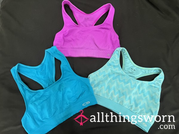 HOT 🥵 SWEATY SPORTS BRAS- 36DDD