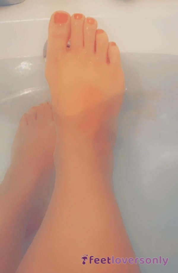 In Need Of A Good Soak 🦶 🛁