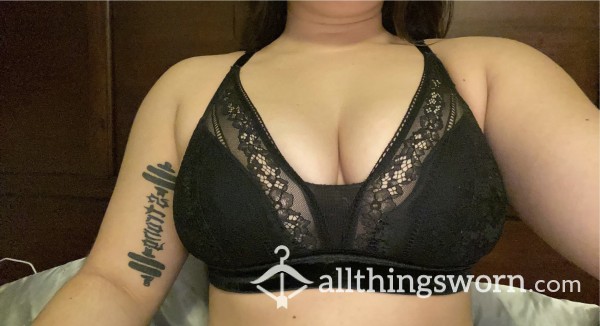 Lacey, Well Used Bralette. B**bs Are Popping Out Of This Small Bra