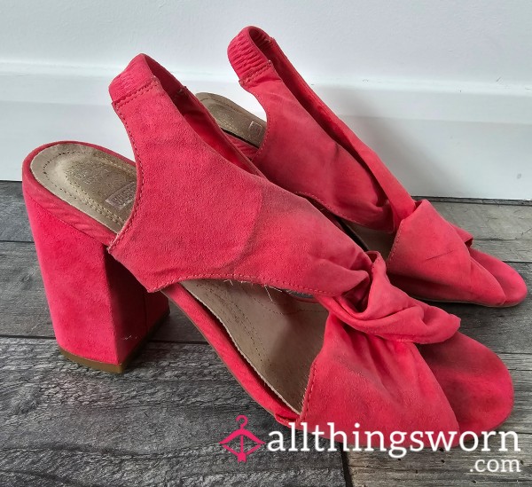 Ladies Extremely Well Worn And Stained Red Summer Heel Shoes For You Foot Fet**h Slaves, Lovely Amount Of Dirty Staining