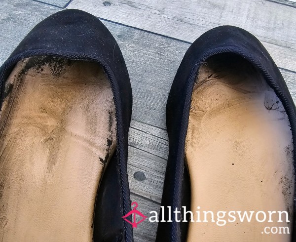 Ladies Extremely Well Worn And Stained / Trashed Flat Shoes For You Foot Fet**h Slaves, Lovely Amount Of Dirty Staining