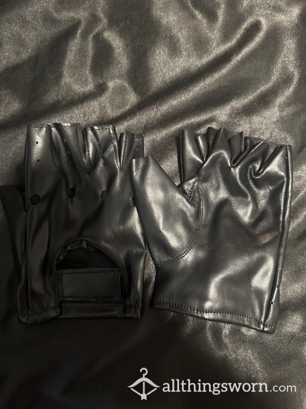 Leather Fingerless Gloves