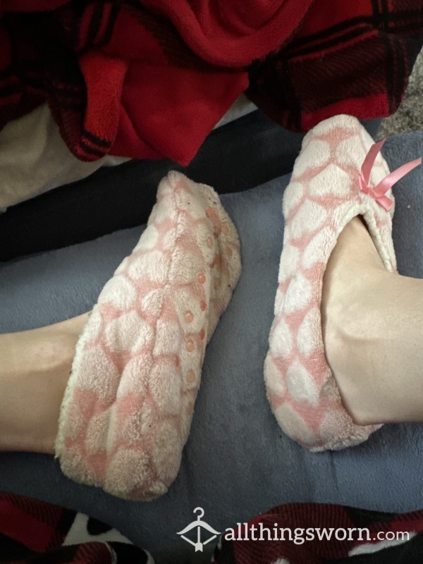 Light Pink Heart Slippers!