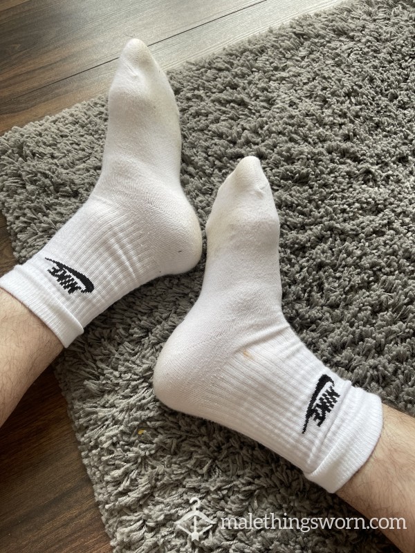 MENS SMELLY NIKE SPORTS SOCKS