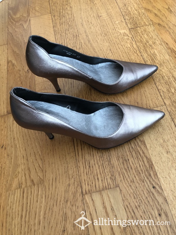 Chrome Court Heels