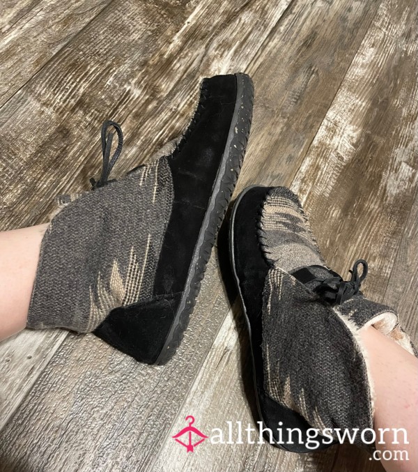 Minnetonka Slipper Boots