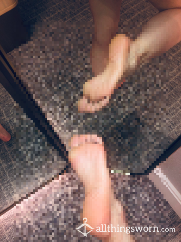 Mirror Feet