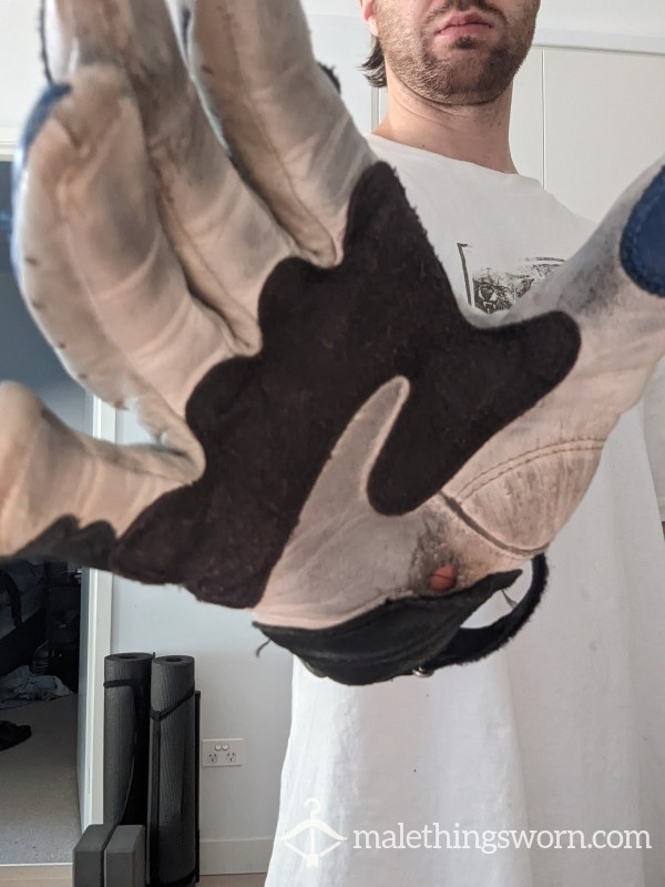 Motorcycle Gloves (worn 5 Years). Extremely Smelly