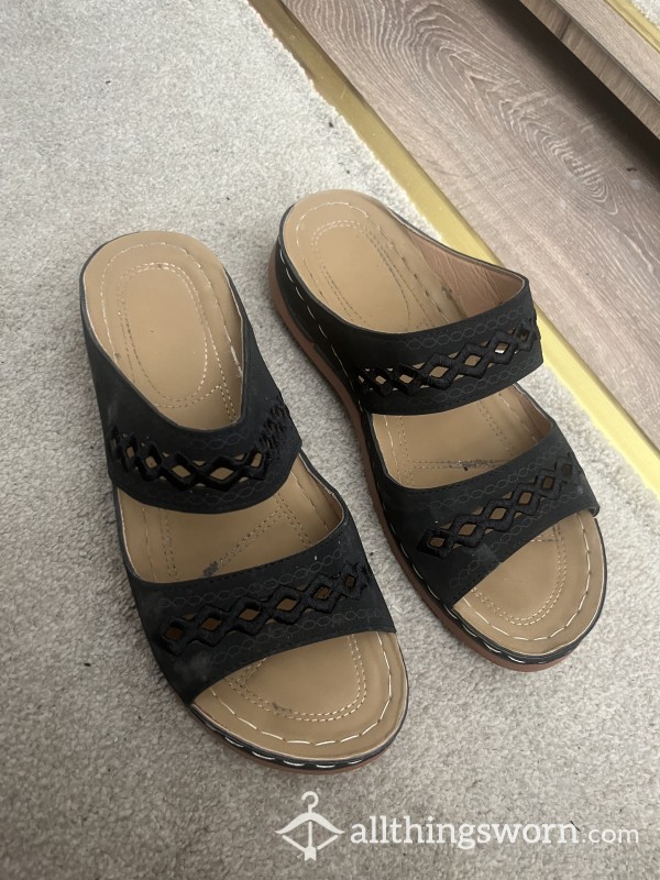 Mums Sandals