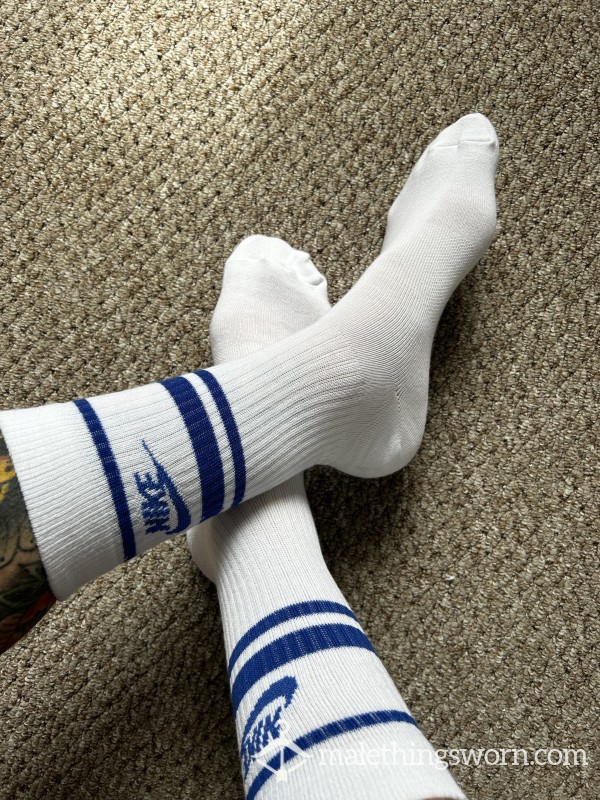 Nike Crew Socks - Blue & White