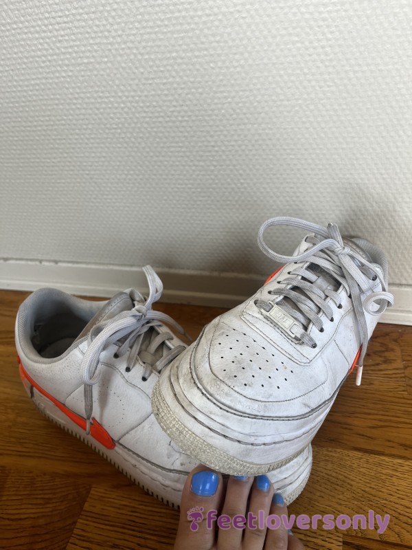 Well-worn Stinky Nike Air Force🥵🤢