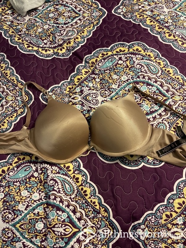 Nude VS Bombshell Bra