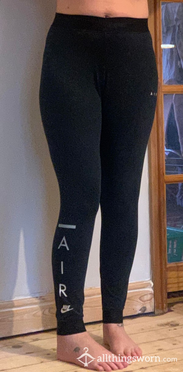 Old Black Nike Air Leggings, Size L