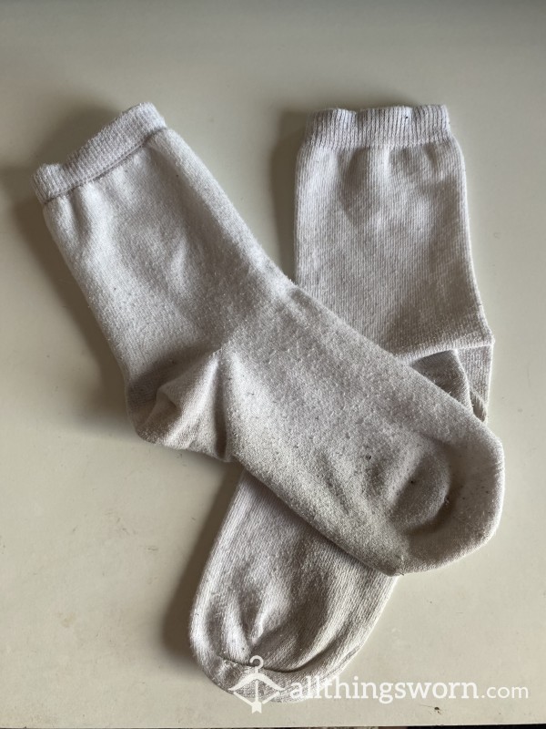 🤍 Old White Crew Socks 🤍