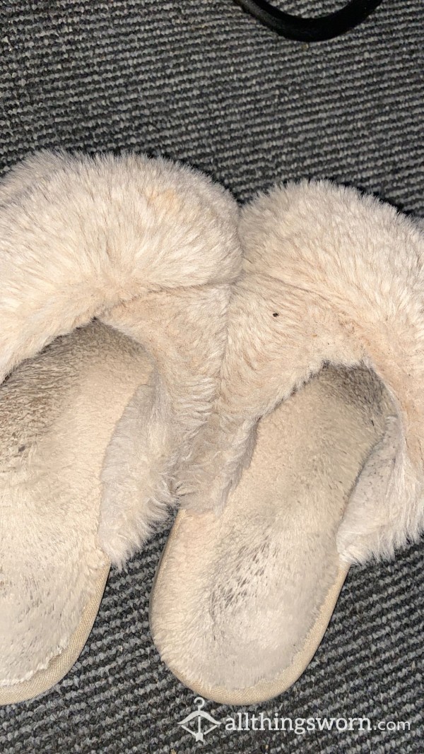 Open Toe Well Worn Slippers