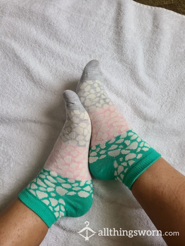 Pastel Colored Cheetah Print Socks