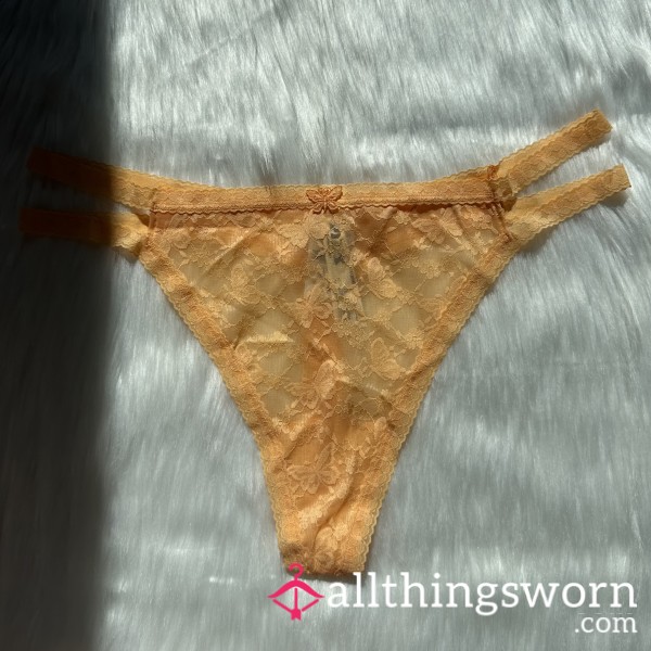 Peach Bu*terfly Lace Thong