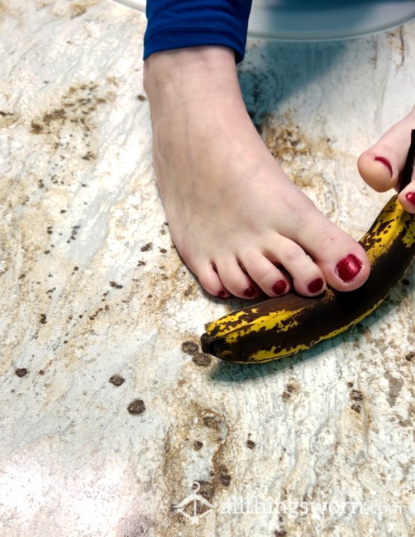 P**ling A Banana With My Feet