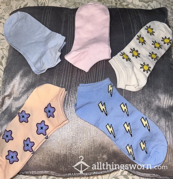 Pick A Pair Of Socks✨