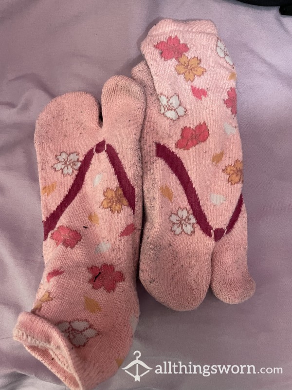 Pink Flor*l Sandal Socks