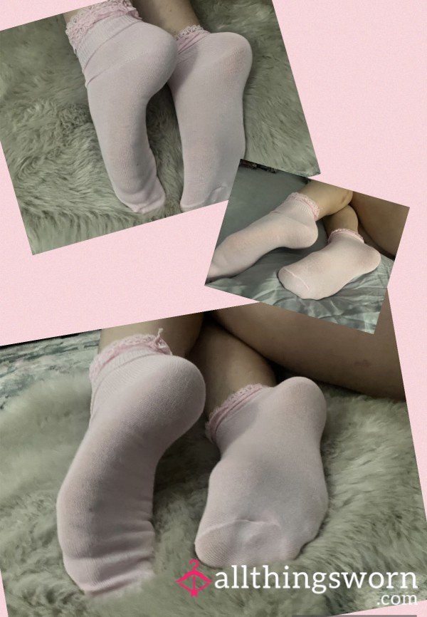 SOLD*Pink Frilly Socks