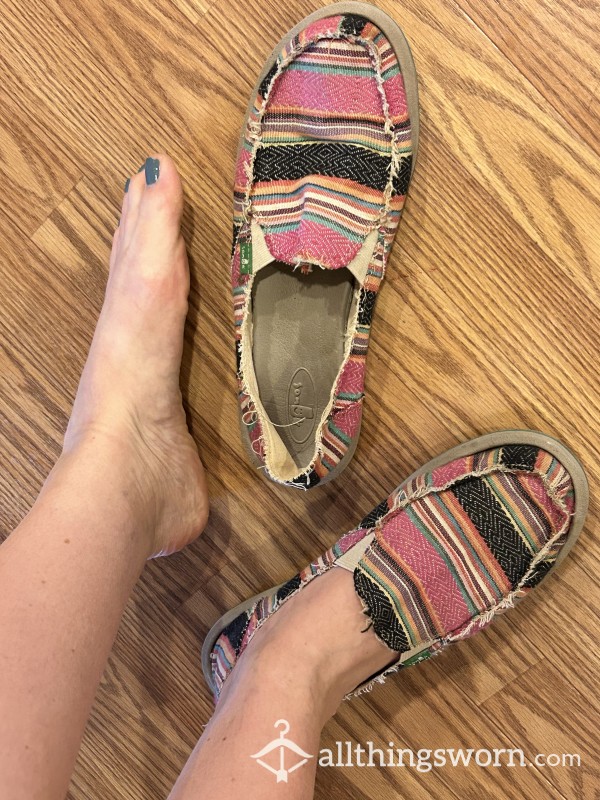 Pink Striped Sanuk Shoes, Size 10, Slip On