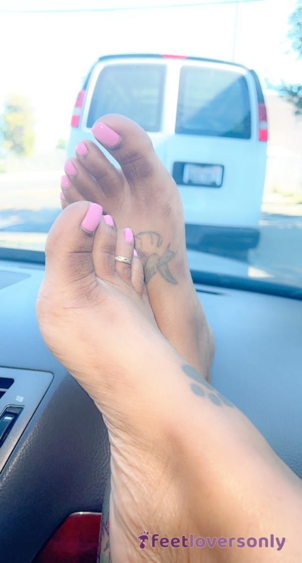 Pretty Feet