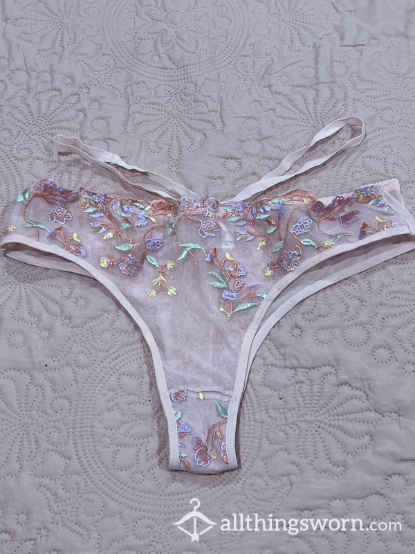 Pretty, Flor*l, Light Pink Gstring $30aud