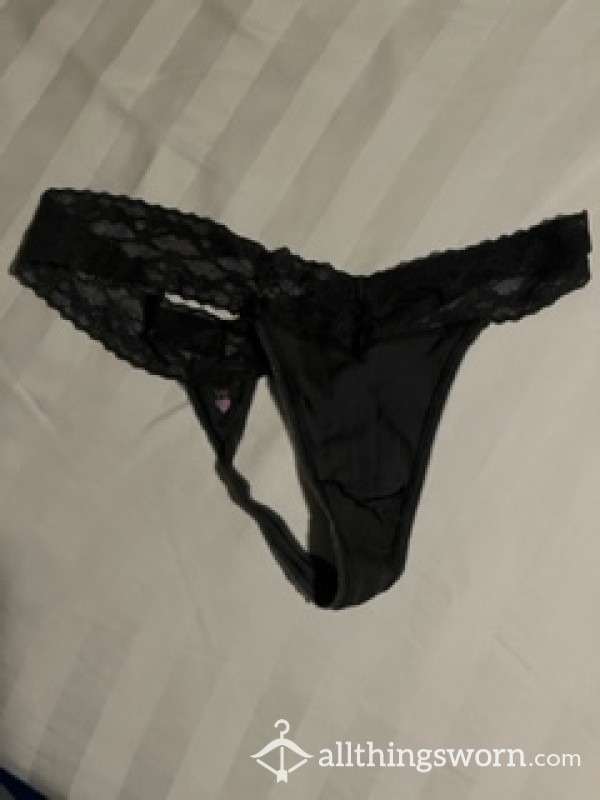 VS Thongs Worn