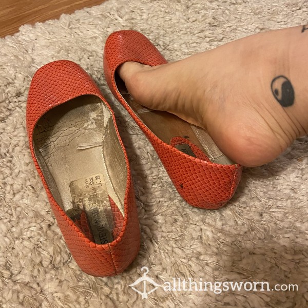 REALLY DIRTY STEVE MADDEN BALLET FLATS