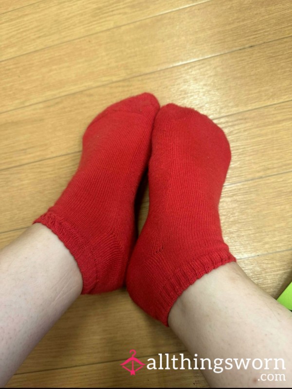 Red Cotton Socks From Japanese Goddess