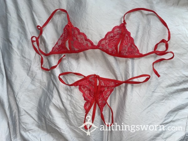 Red Crotchless Lingerie Set - Unworn