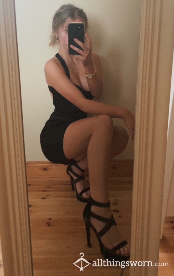 S**y Black Dress