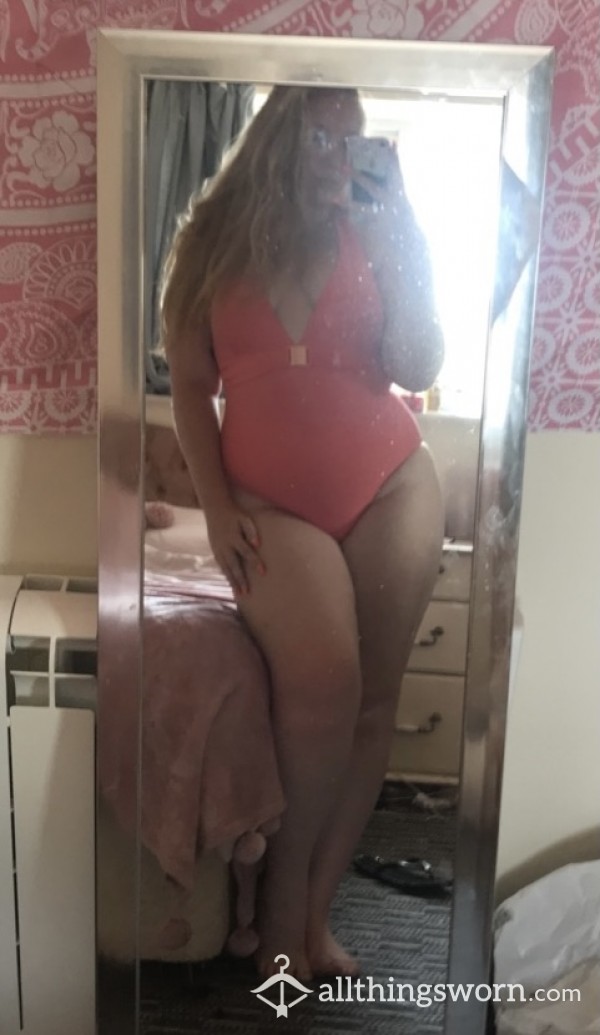 S**y Cor*l Swimsuit 🤩