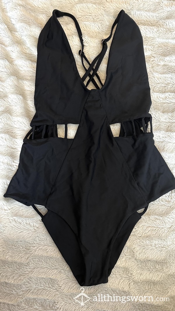 S**y Cut Out Swimsuit