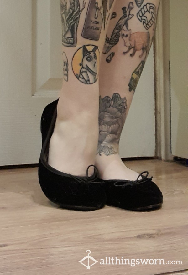 S**y Goths Dirty Velvet Flats