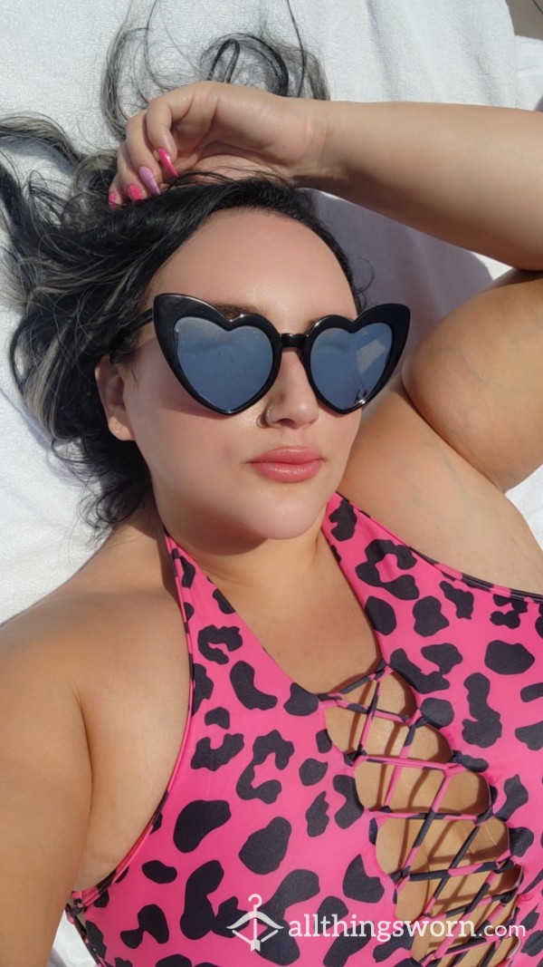 S**y Hot Pink Leopard Swimsuit