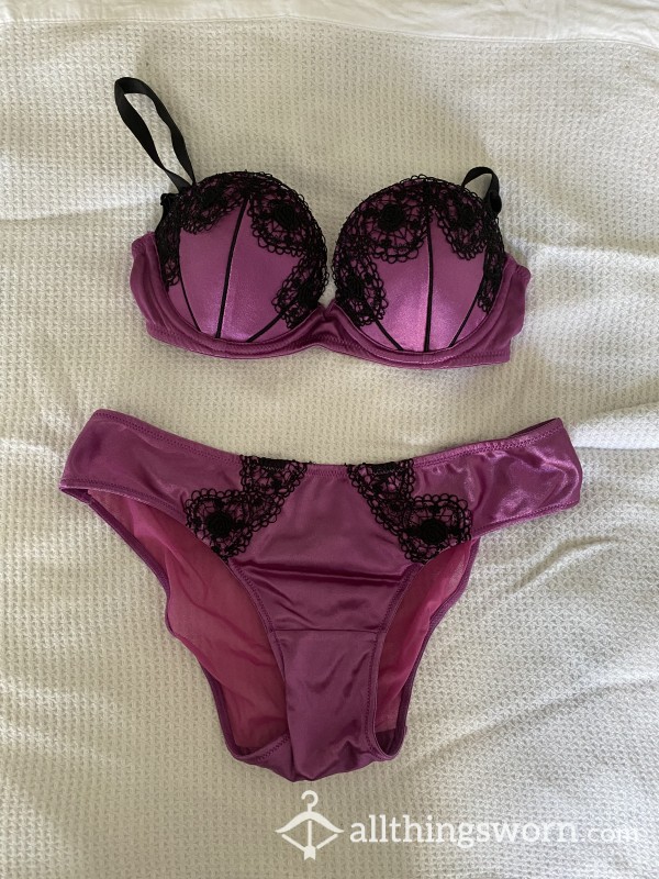 S**y Matching Bra & Pantie Set