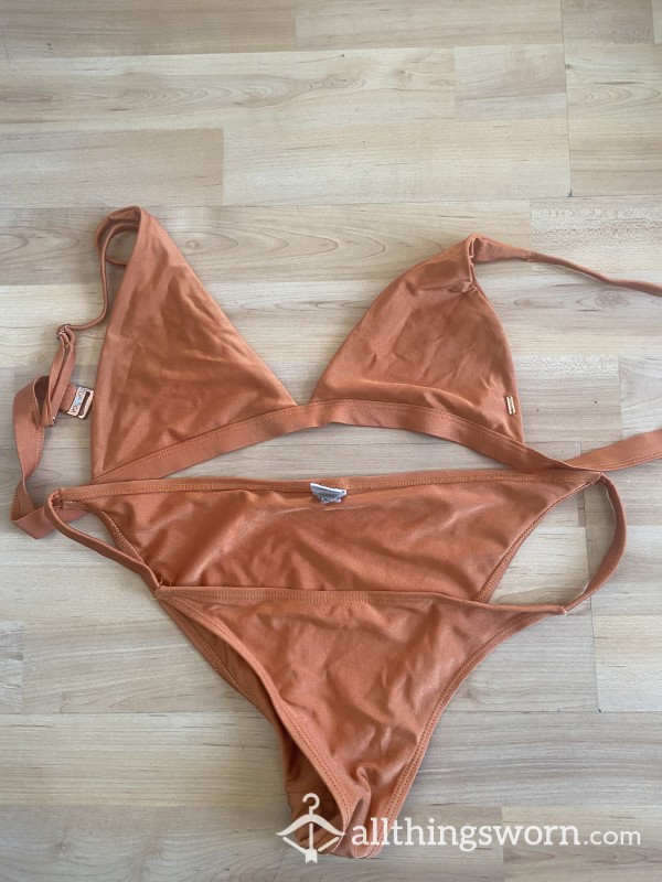 S**y Orange Bikini With Pics