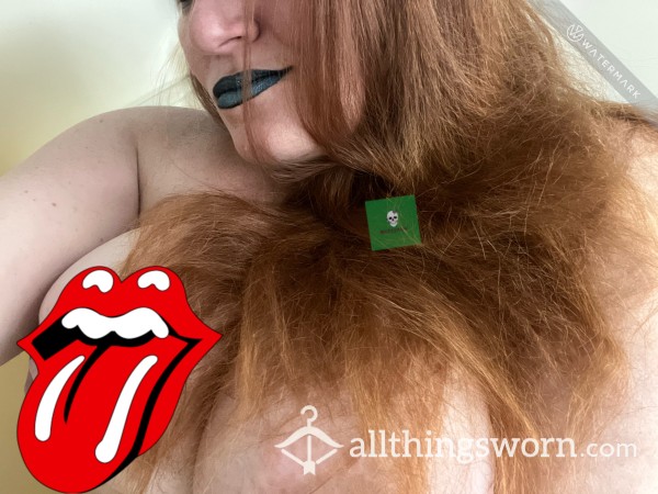 S**y Pics/Shower Pics Blue & Black Pinned Lips