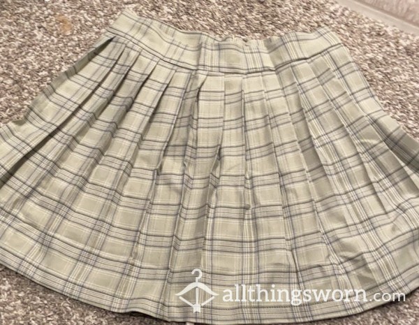 S**y Schoolgirl Skirt