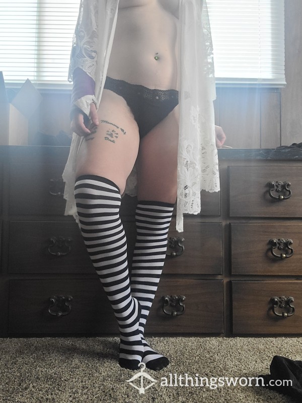 S**y Thigh Highs