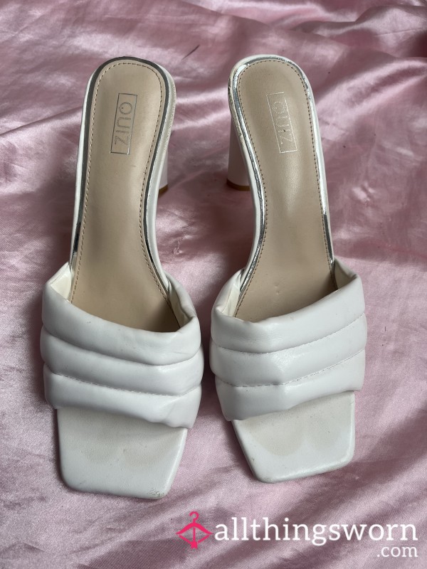 S**y White Padded Mule Heels 🤍