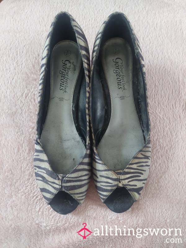 S**y Zebra Print Shoes With Wedge Heel, Size UK 8