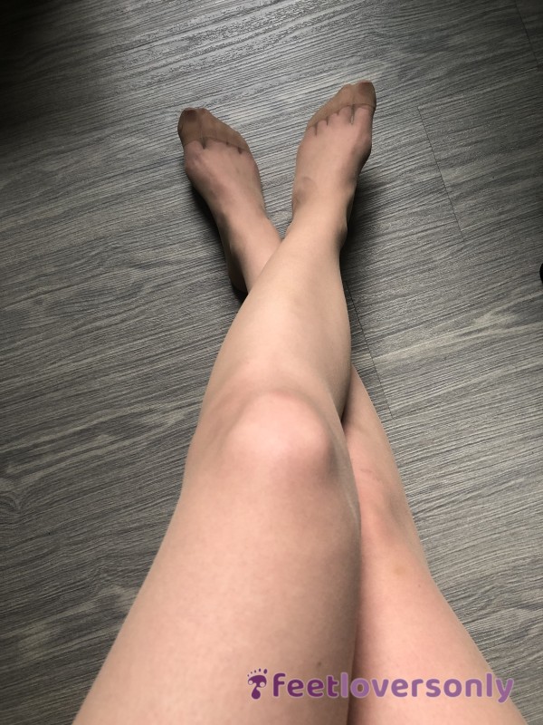 Sheer, Matte, 10 Denier Nude Tights